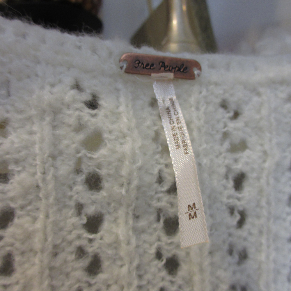 Free People Sweet Knit Top New with tags! - Picture 4 of 7